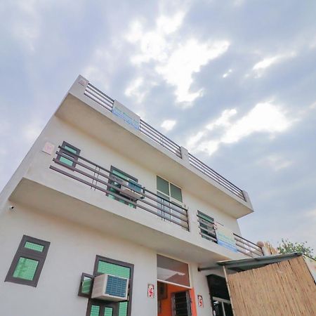 Hotel O Bhardwaj Guest House Garhi Harsaru Eksteriør billede